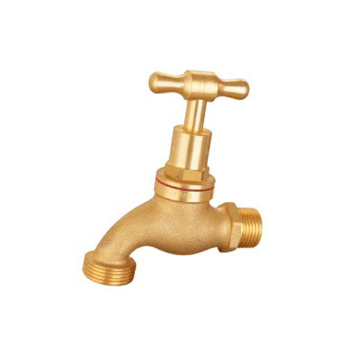 ANSI Mannelijke draadlang Bib Messing Bibcock Valve Met Ball Core En Messing Body Handle